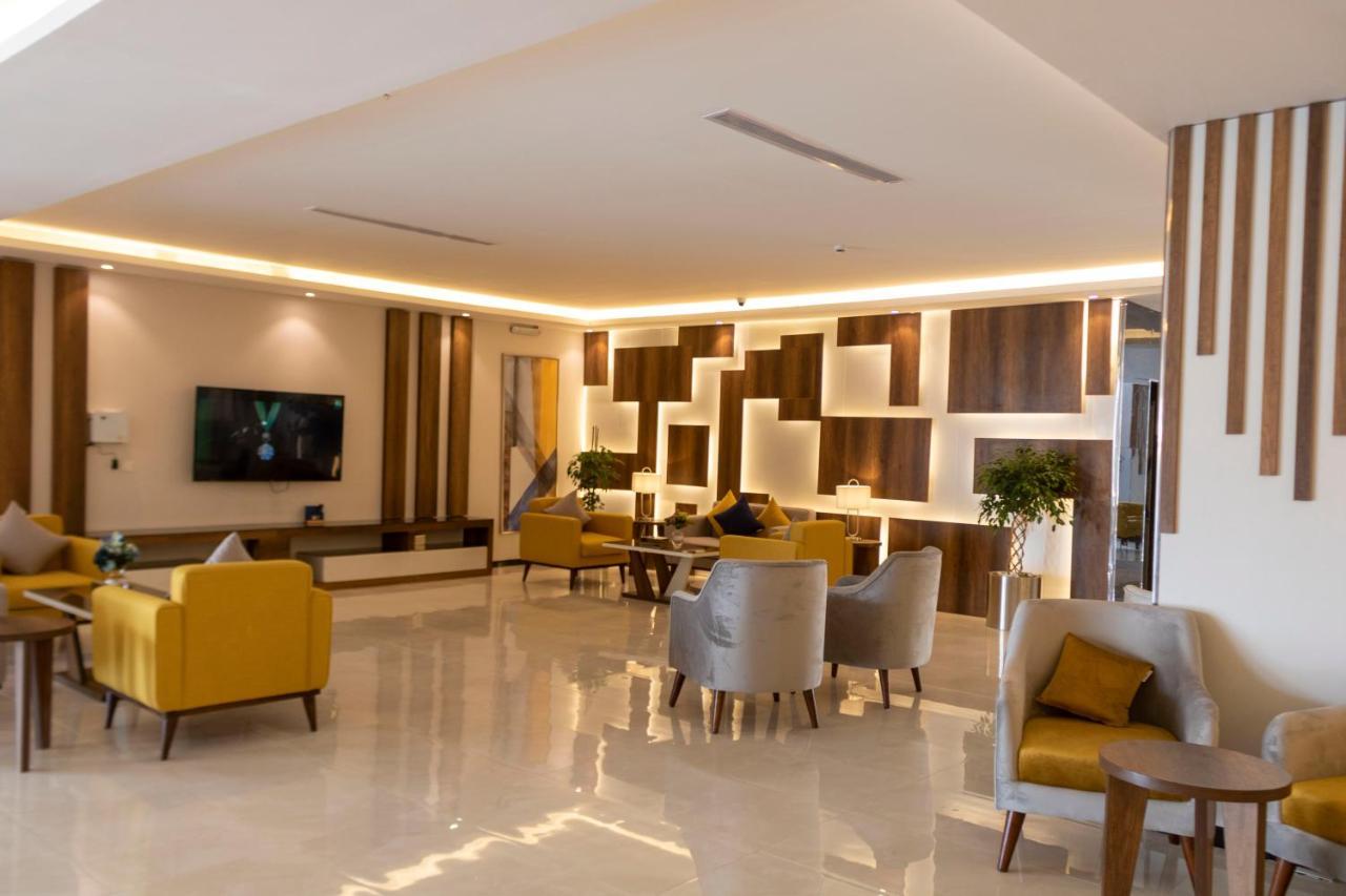 The Palace Hotel Suites Khamis Mushait Buitenkant foto