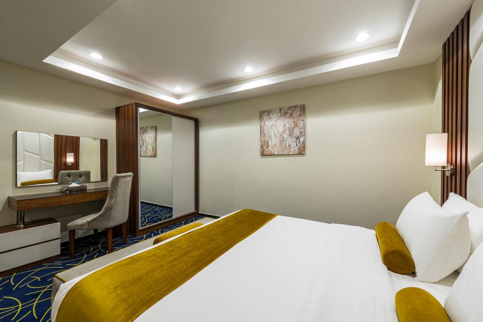The Palace Hotel Suites Khamis Mushait Buitenkant foto