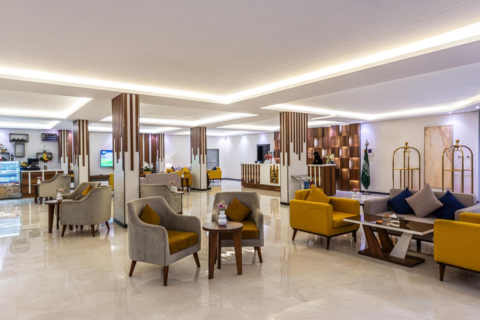 The Palace Hotel Suites Khamis Mushait Buitenkant foto